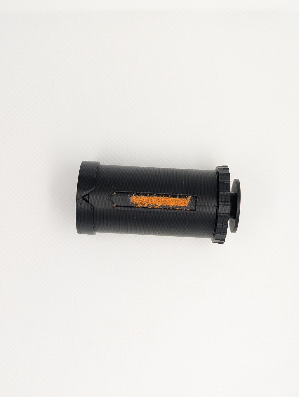 DoseMate Spin Core Black portable powder dispenser front view